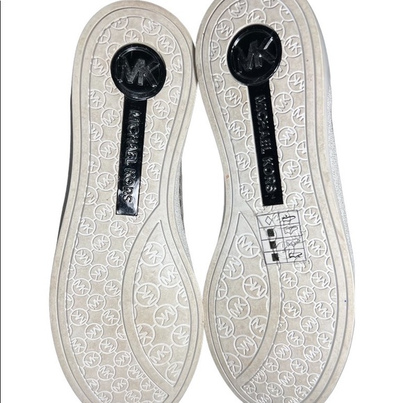 Michael Kors Shoes - Picture 3 of 11